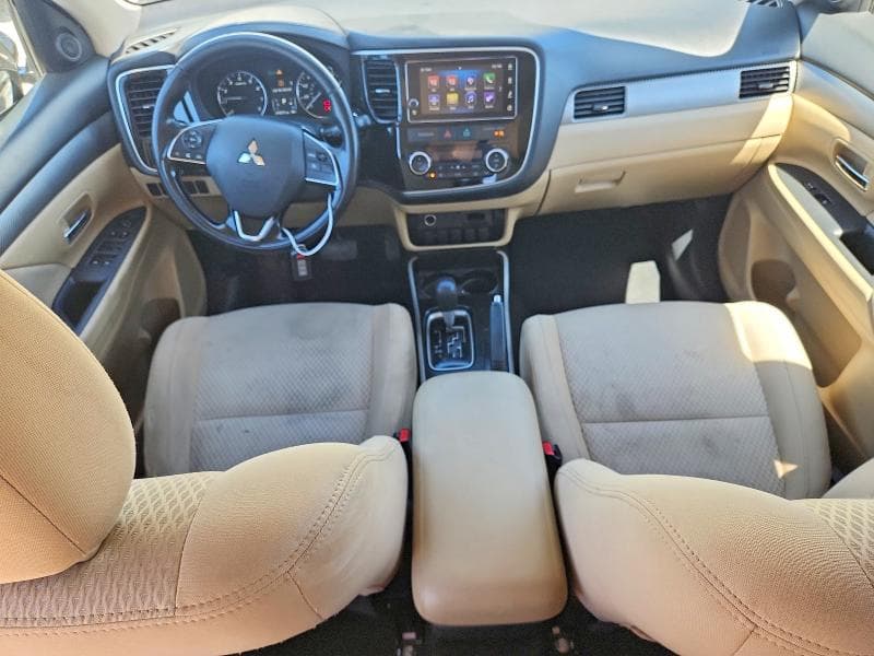 2017 MITSUBISHI OUTLANDER SE 8