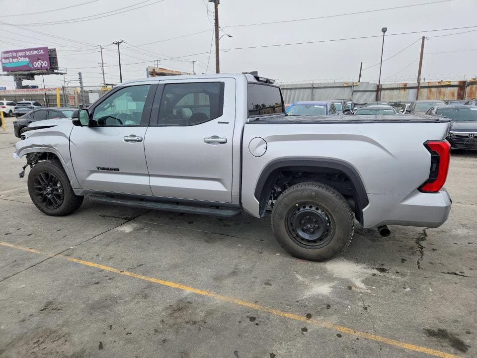 2025 TOYOTA TUNDRA 2