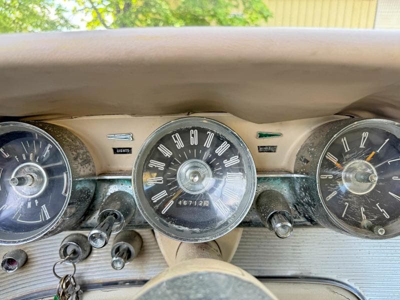 1961 FORD T BIRD 8
