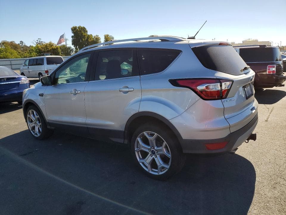 2017 FORD ESCAPE TITANIUM 2