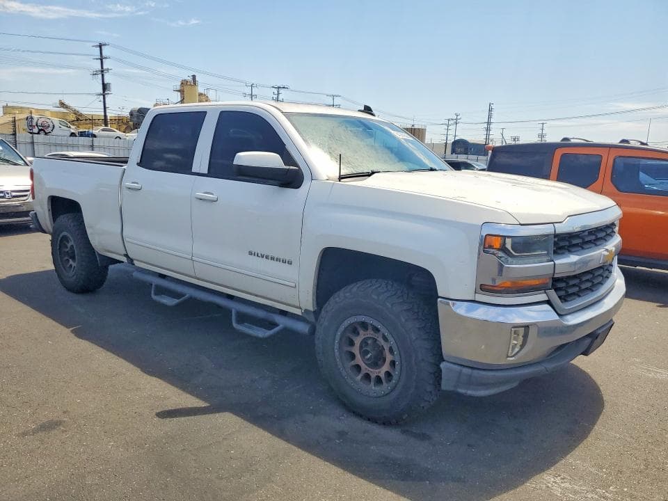 2017 CHEVROLET SILVERADO C1500 LT 4