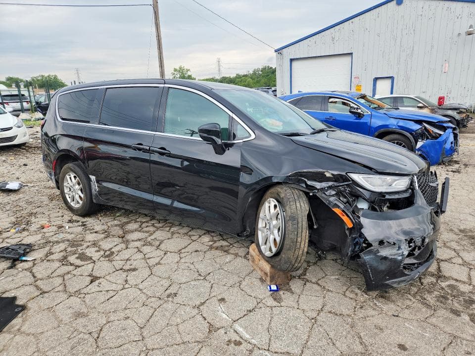 2025 CHRYSLER PACIFICA SELECT 4