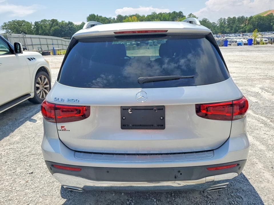 2021 MERCEDES-BENZ GLB 250 6