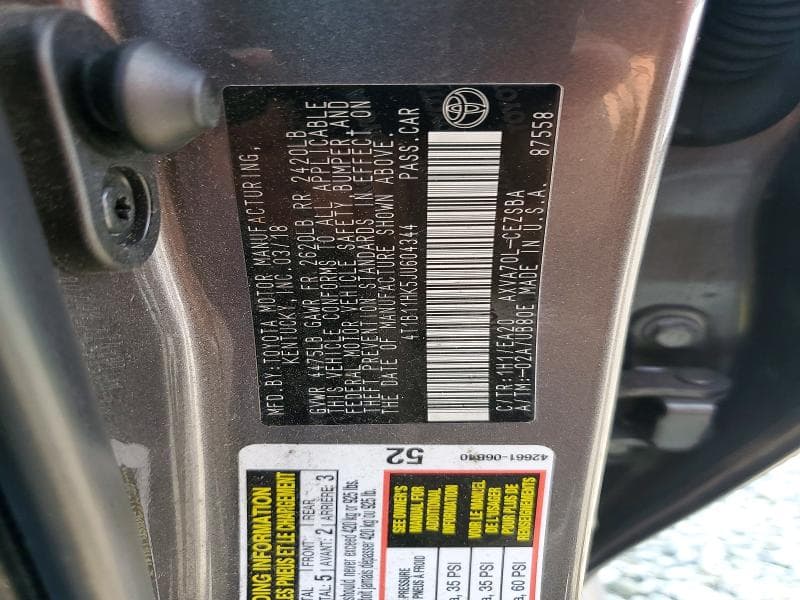 2018 TOYOTA CAMRY SE 14