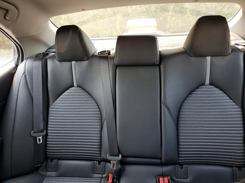 2018 TOYOTA CAMRY SE 10