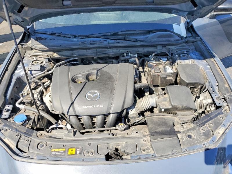 2022 MAZDA 3 PREFERRED 11