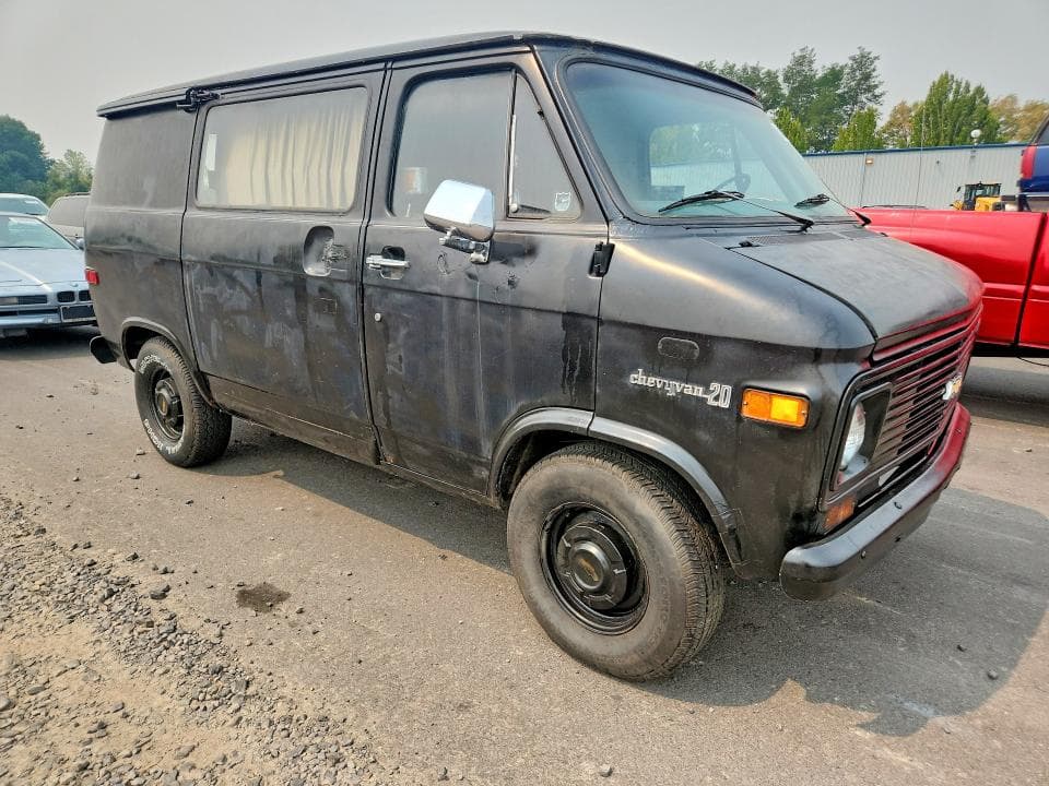 1976 CHEVROLET CHEVAN 30 4