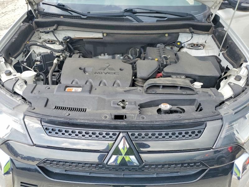 2020 MITSUBISHI OUTLANDER SE 11