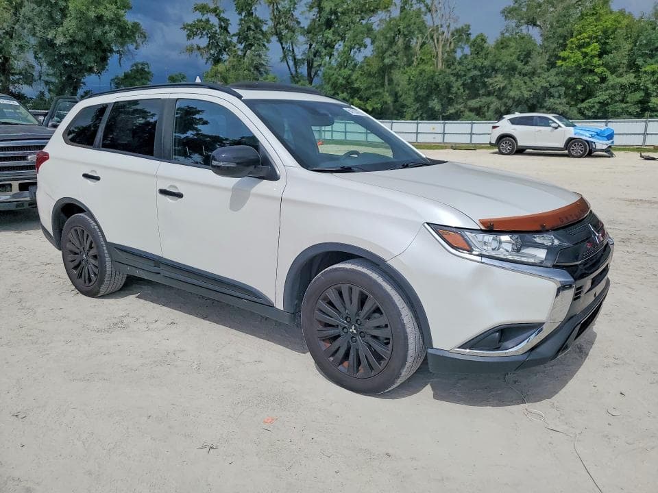 2020 MITSUBISHI OUTLANDER SE 4