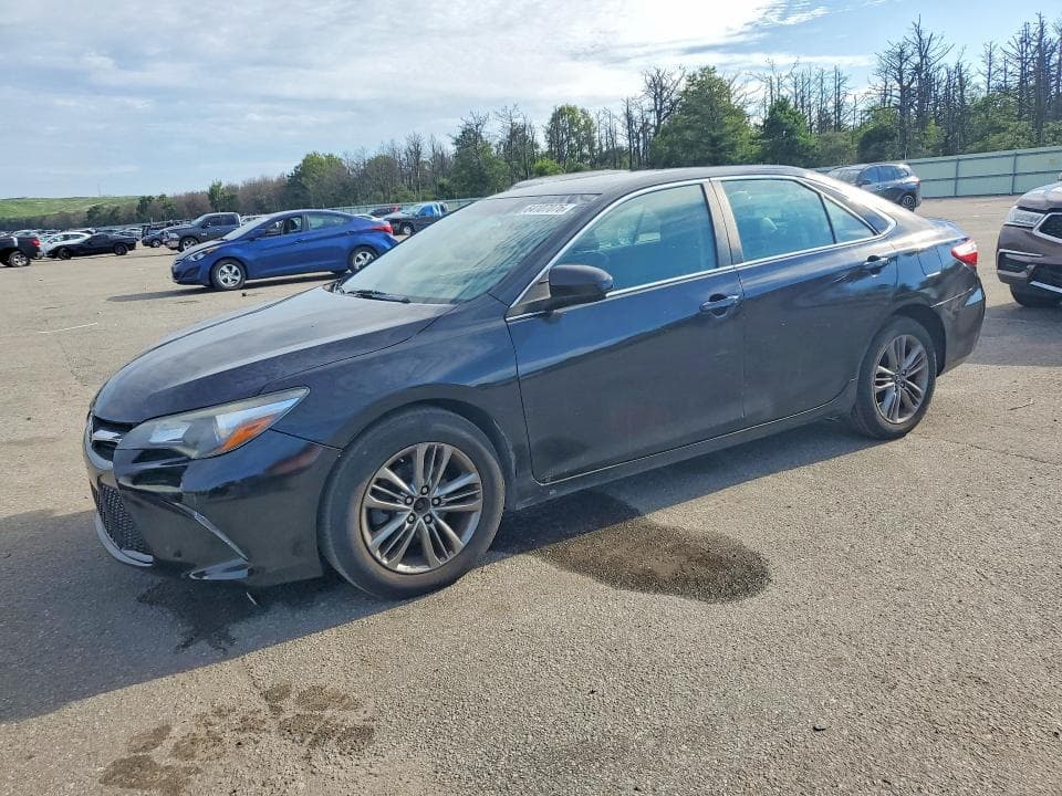 2017 TOYOTA CAMRY SE - 1