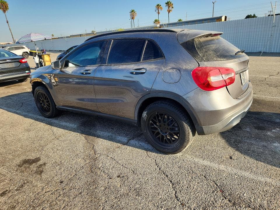 2018 MERCEDES-BENZ GLA 250 2