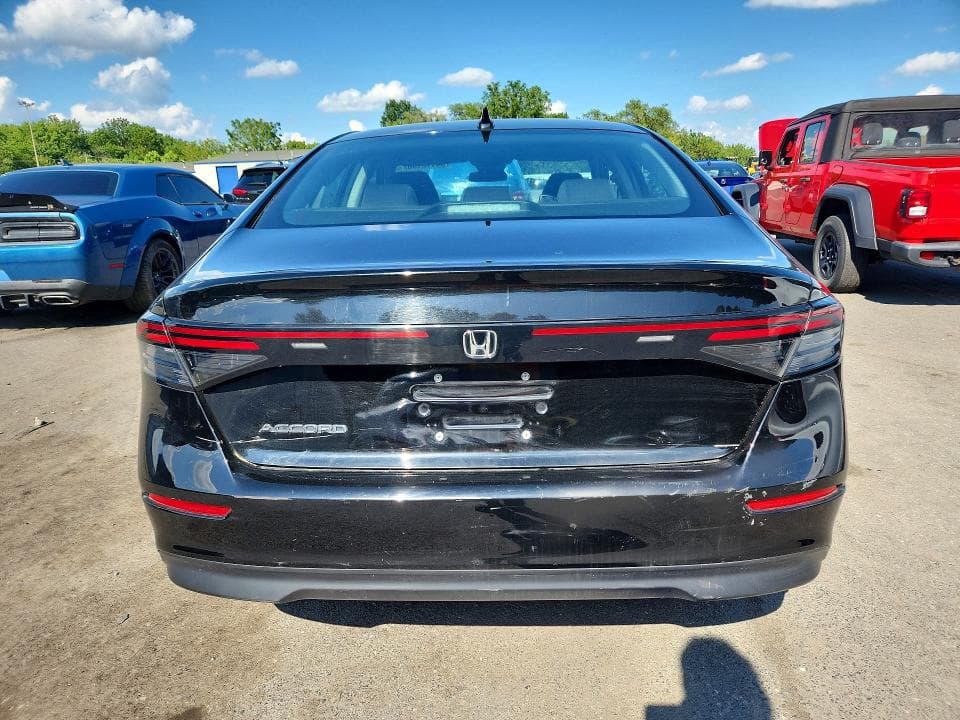 2025 HONDA ACCORD SE 6