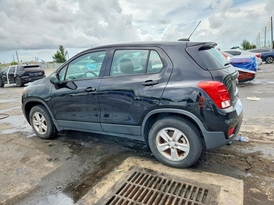 2018 CHEVROLET TRAX LS 2