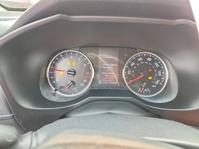 2020 TOYOTA RAV4 XLE 9