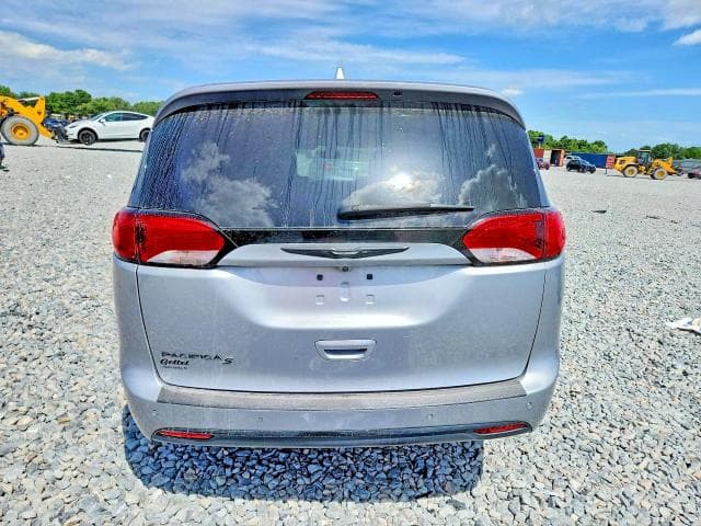 2020 CHRYSLER PACIFICA TOURING 6