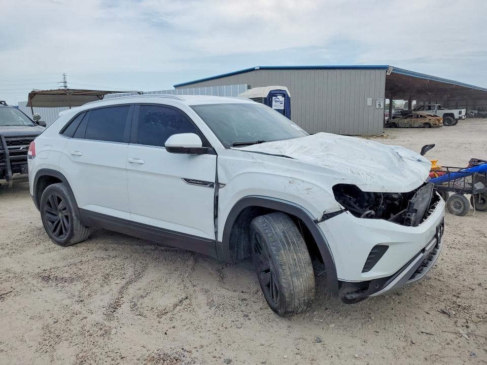 2023 VOLKSWAGEN ATLAS CROSS SPORT SE 4