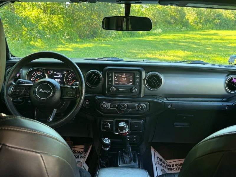 2021 JEEP GLADIATOR SPORT 9