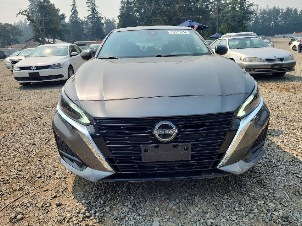 2024 NISSAN ALTIMA SV 5