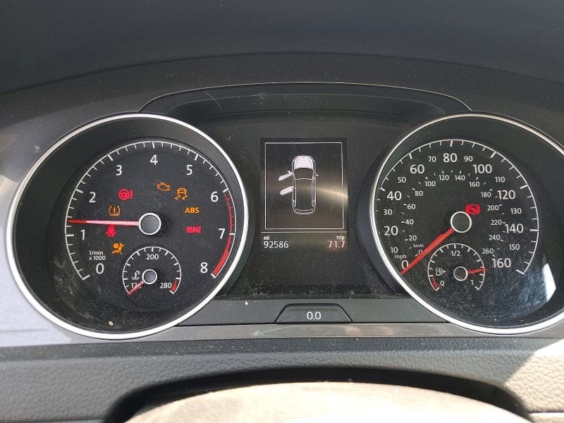 2017 VOLKSWAGEN GOLF ALLTRACK S 9