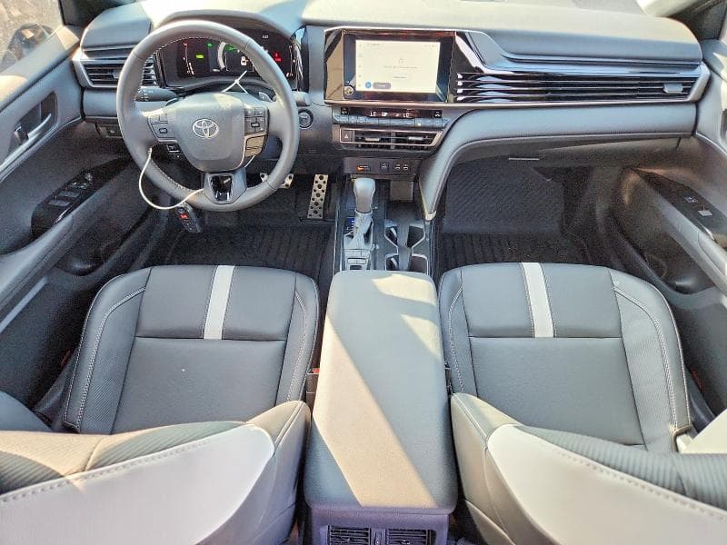 2026 TOYOTA CAMRY LE 8