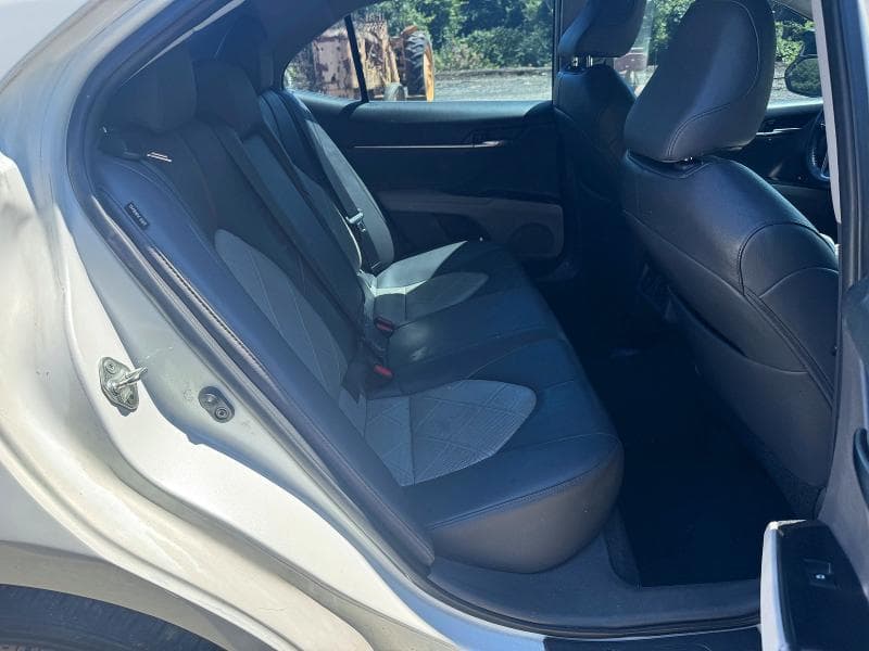 2018 TOYOTA CAMRY XLE 6