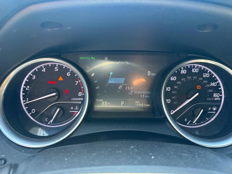 2018 TOYOTA CAMRY XLE 8