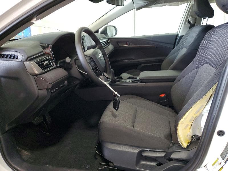 2026 TOYOTA CAMRY LE 7