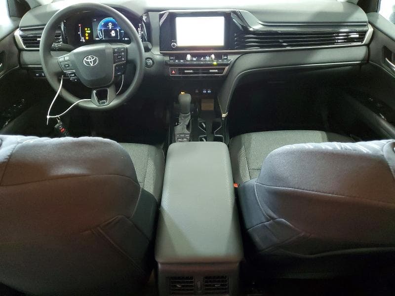 2026 TOYOTA CAMRY LE 8
