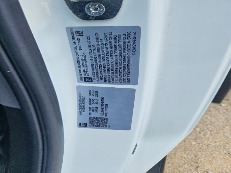2024 CHEVROLET SILVERADO C3500 12