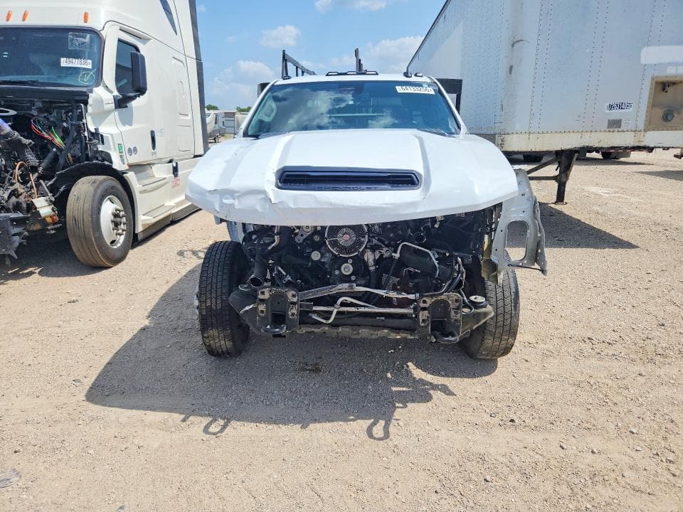 2024 CHEVROLET SILVERADO C3500 5