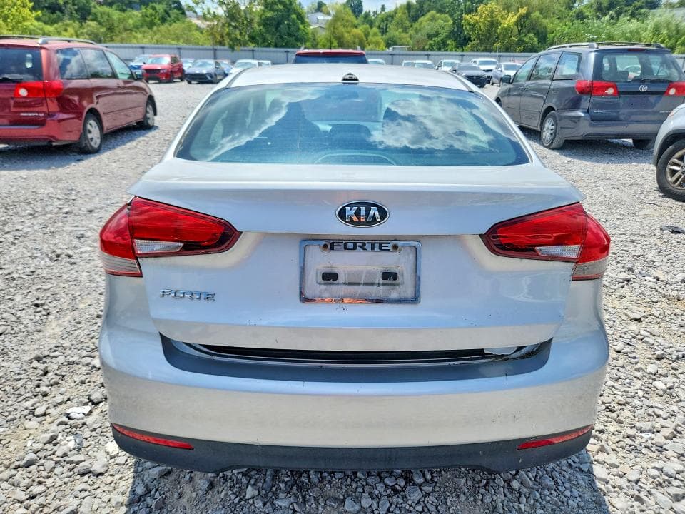 2018 KIA FORTE LX 6