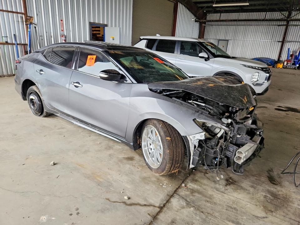 2019 NISSAN MAXIMA 3.5 SL 4