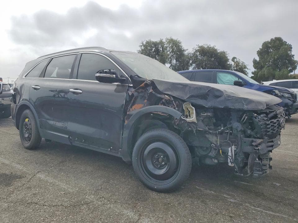 2019 KIA SORENTO LX 4