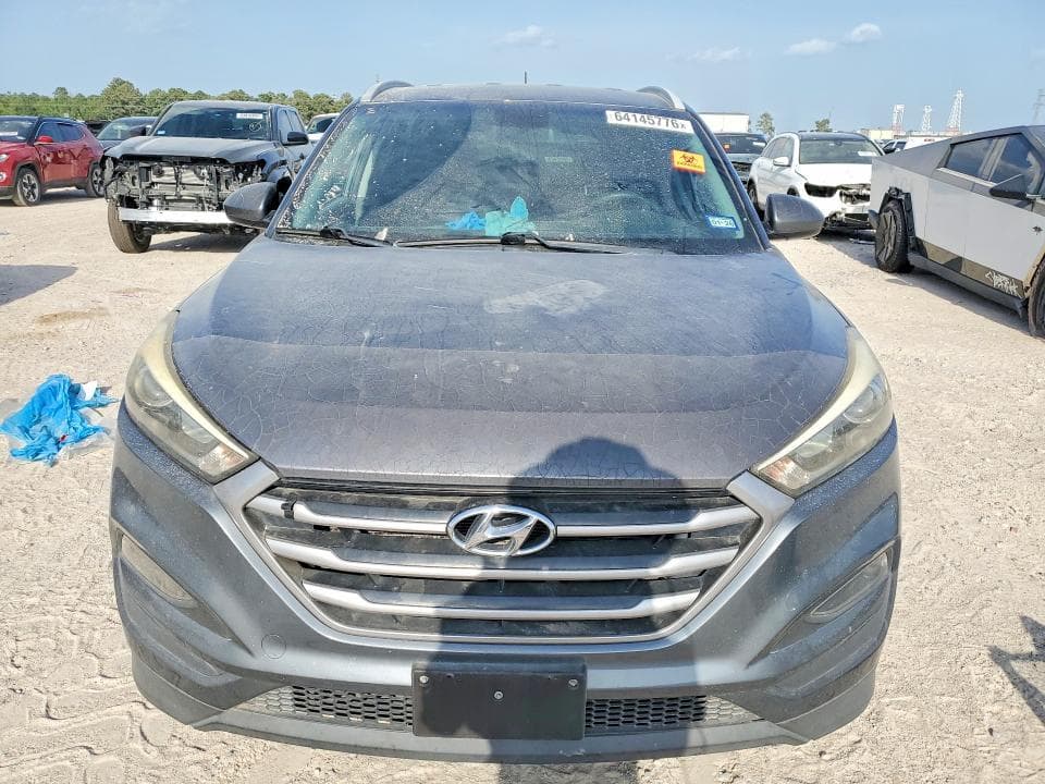 2017 HYUNDAI TUCSON SE 5