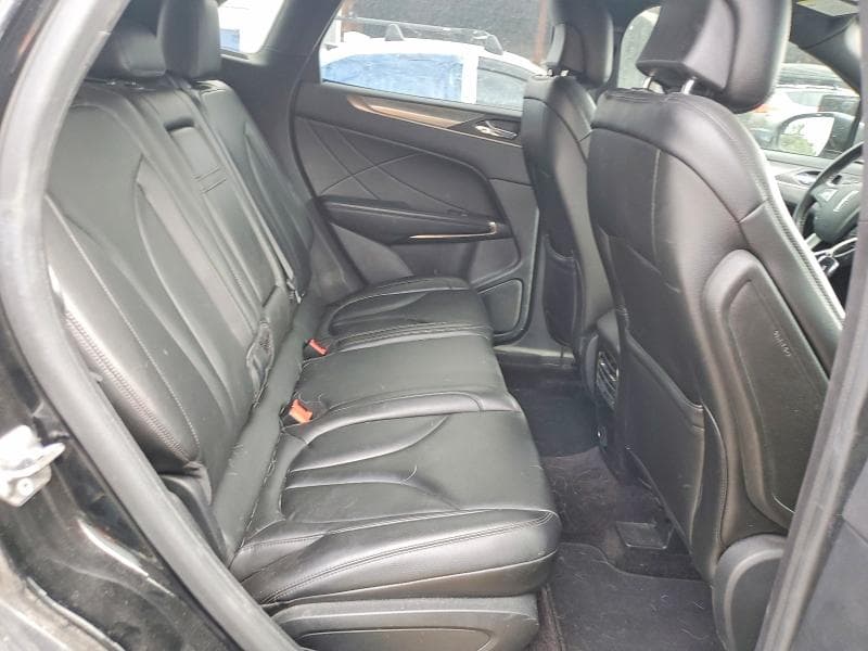 2018 LINCOLN MKC PREMIERE 11