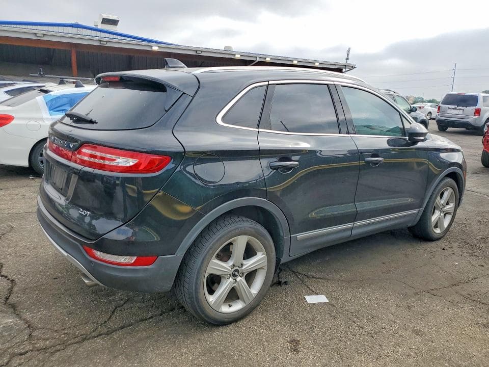 2018 LINCOLN MKC PREMIERE 3