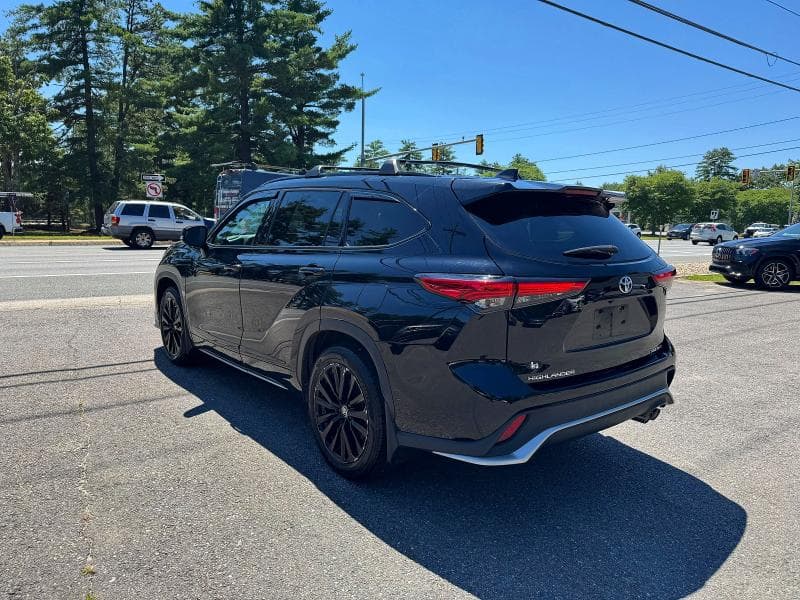 2023 TOYOTA HIGHLANDER XSE 3