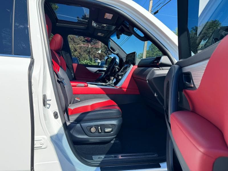 2023 LEXUS LX 600 F SPORT HANDLING 5