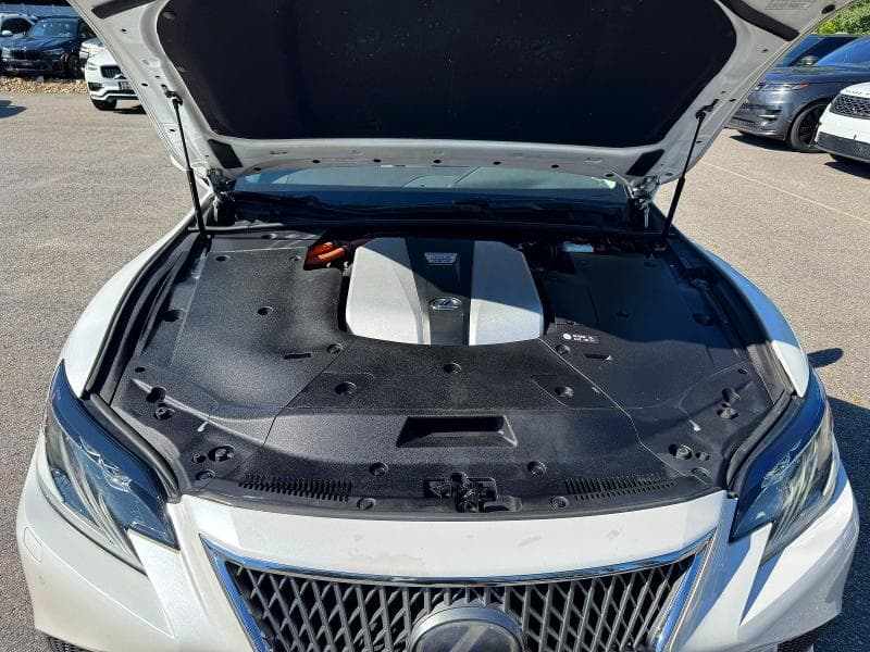 2018 LEXUS LS 500H 7