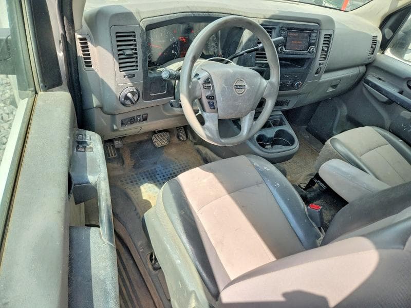 2018 NISSAN NV 2500 HD S 8