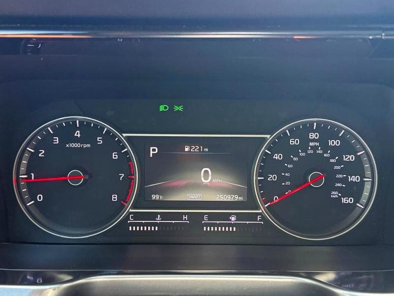 2023 KIA SORENTO S 8