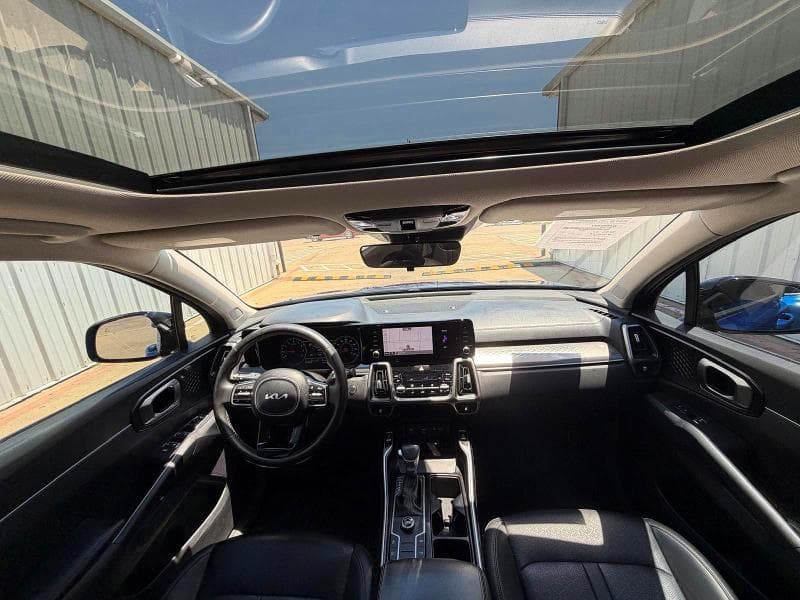 2023 KIA SORENTO S 9