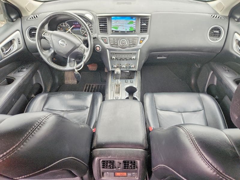2017 NISSAN PATHFINDER SL 8