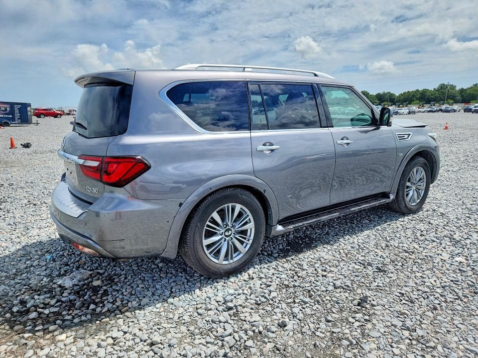 2019 INFINITI QX80 LUXE 3