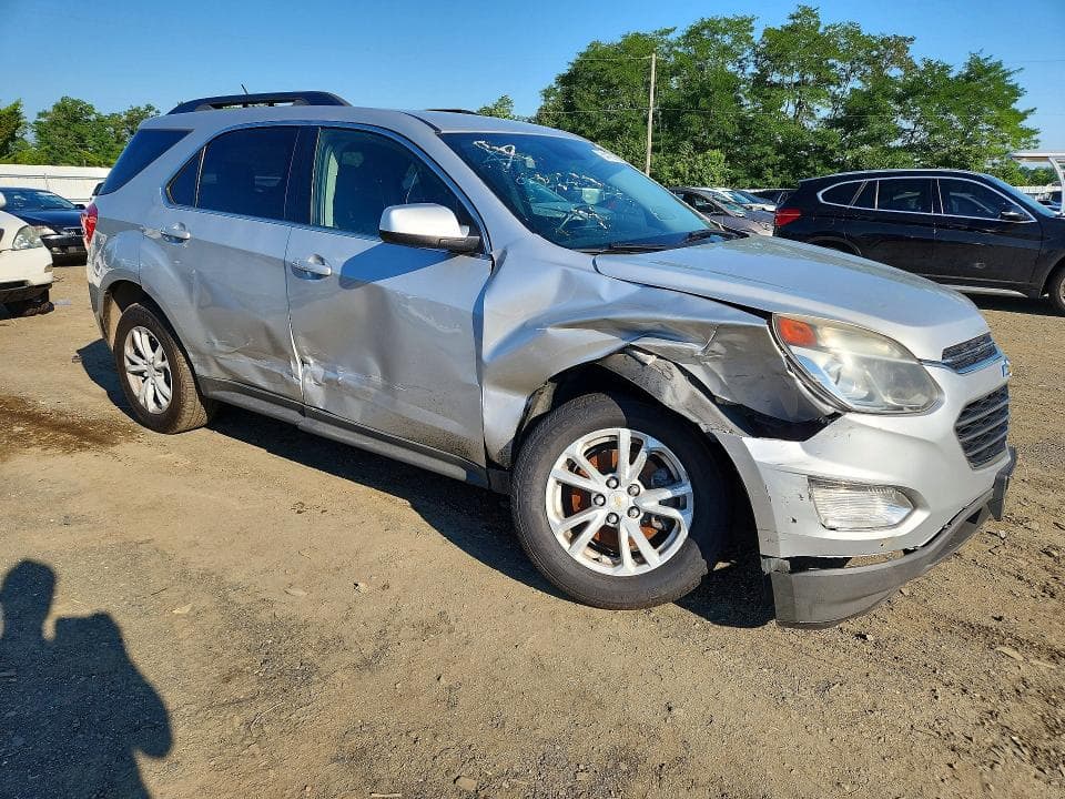 2017 CHEVROLET EQUINOX LT 4