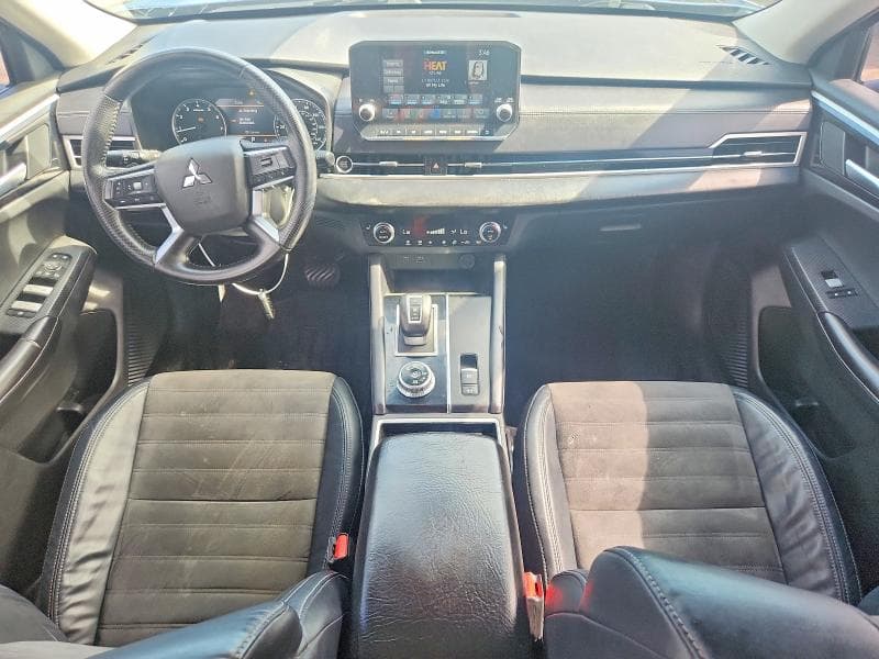 2023 MITSUBISHI OUTLANDER SE 8