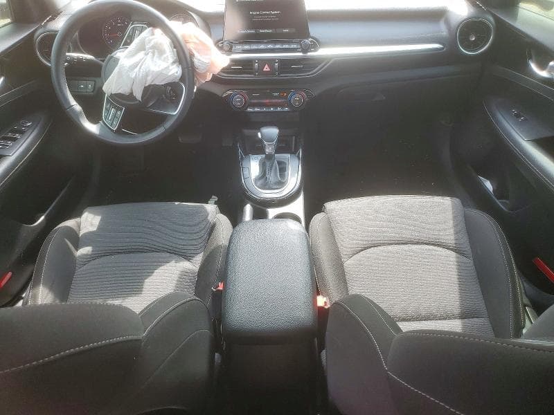 2019 KIA FORTE S 8