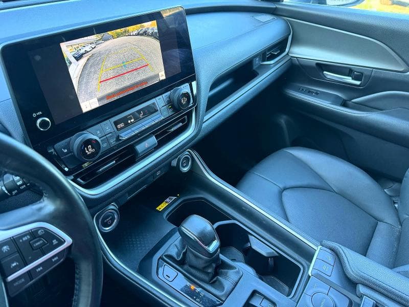 2024 TOYOTA GRAND HIGHLANDER HYBRID XLE 9