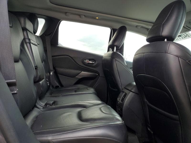 2019 JEEP CHEROKEE LIMITED 11