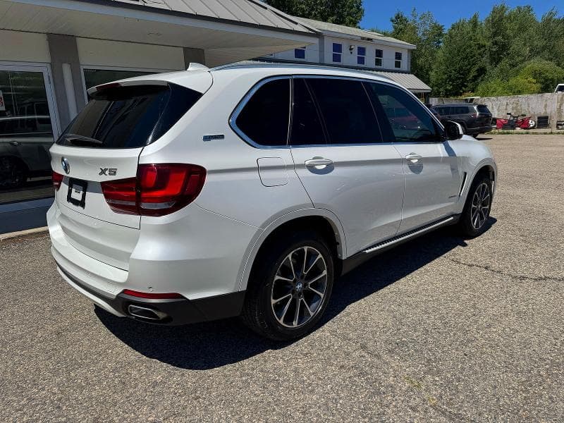 2017 BMW X5 XDR40E 4